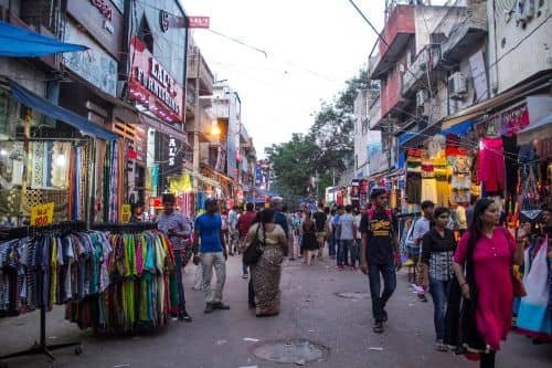 Sarojini Nagar Market Delhi: Location, Connectivity, Nearby Areas